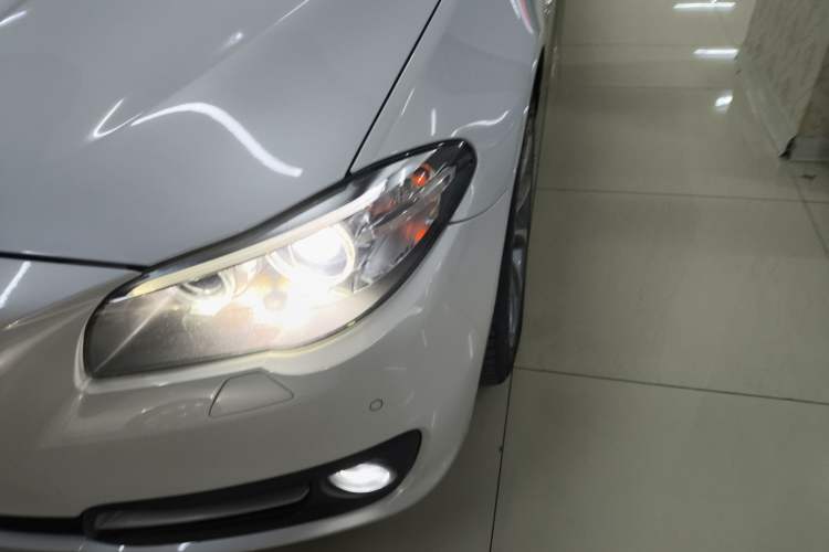 Used BMW 5 Series 2017 525Li Leading Model Left Front Headlight
