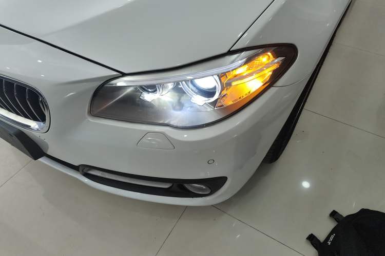 Used BMW 5 Series 2017 520Li Elegant Edition Left Front Headlight
