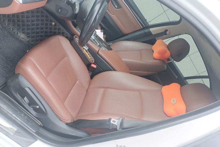 Used BMW 5 Series 2017 525Li Leading Model Left Front Seat