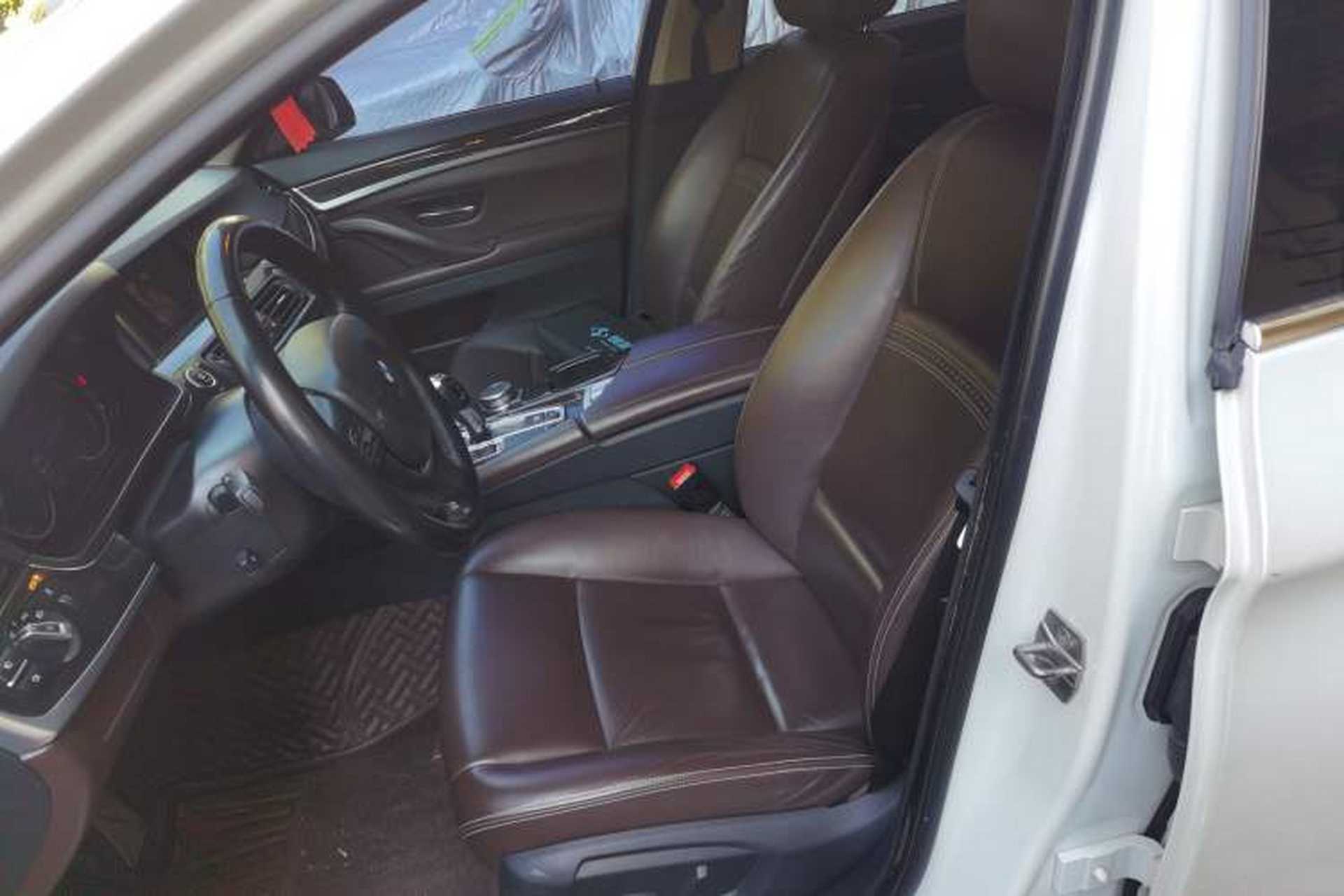 Used BMW 5 Series 2017 525Li Luxury Design Package Left Front Seat