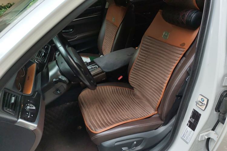 Used BMW 5 Series 2017 525Li Luxury Design Package Left Front Seat