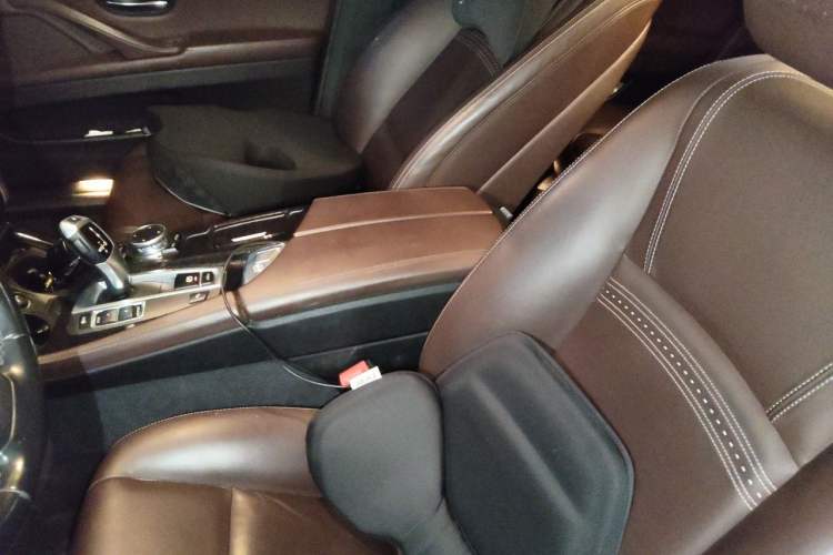Used BMW 5 Series 2017 525Li Luxury Design Package Left Front Seat