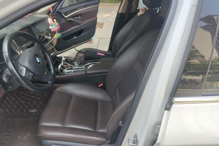 Used BMW 5 Series 2017 525Li Luxury Design Package Left Front Seat