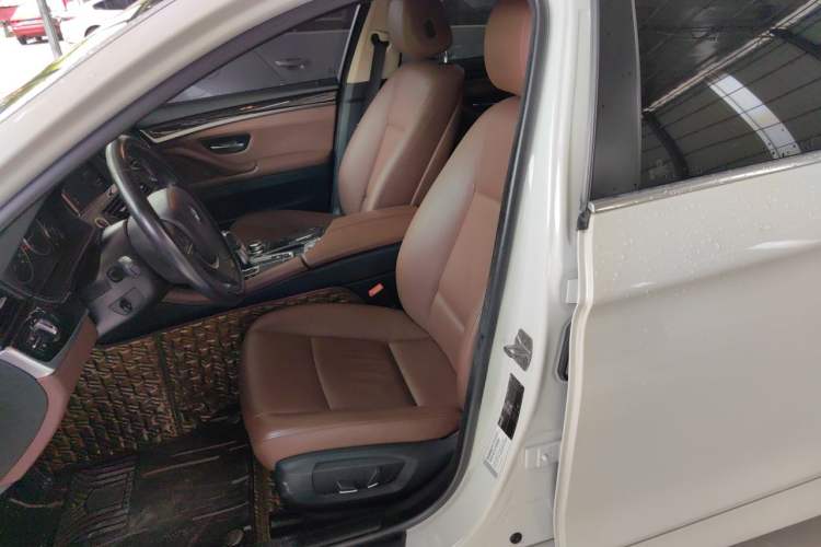 Used BMW 5 Series 2017 525Li Leading Model Left Front Seat