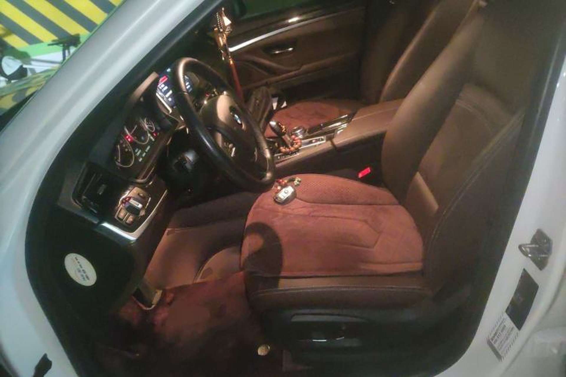 Used BMW 5 Series 2017 525Li Luxury Design Package Left Front Seat