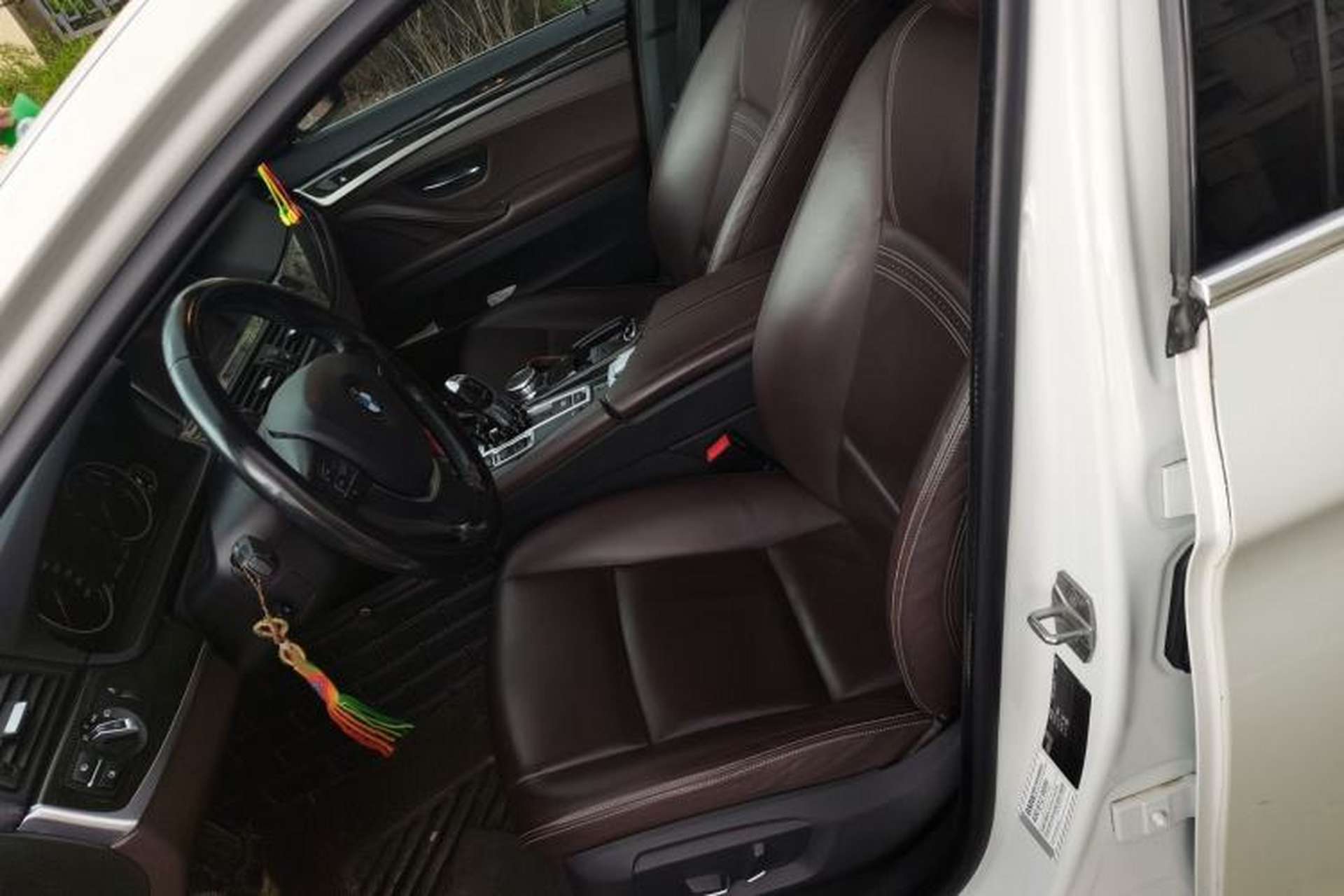 Used BMW 5 Series 2017 525Li Luxury Design Package Left Front Seat