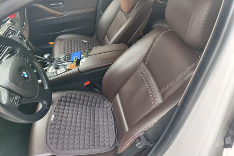 Used BMW 5 Series 2017 525Li Luxury Design Package Left Front Seat