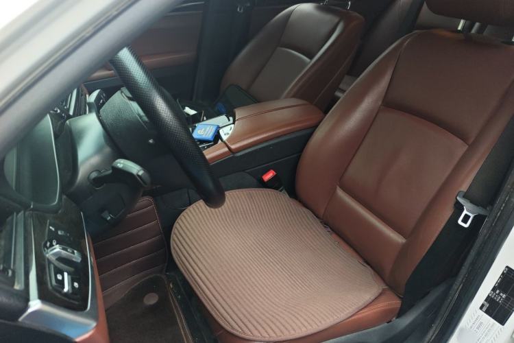 Used BMW 5 Series 2017 525Li Leading Model Left Front Seat