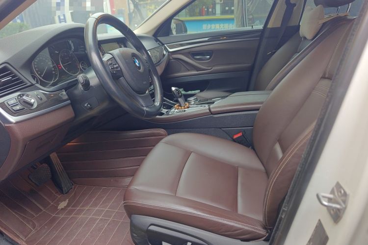 Used BMW 5 Series 2017 525Li Luxury Design Package Left Front Seat