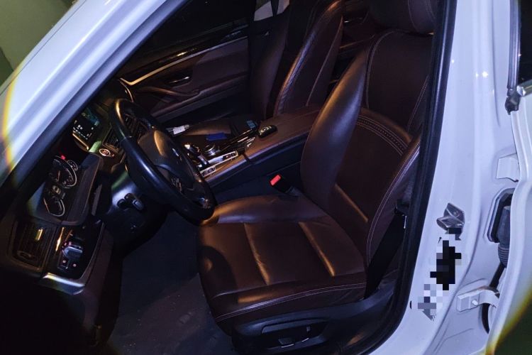 Used BMW 5 Series 2017 525Li Luxury Design Package Left Front Seat