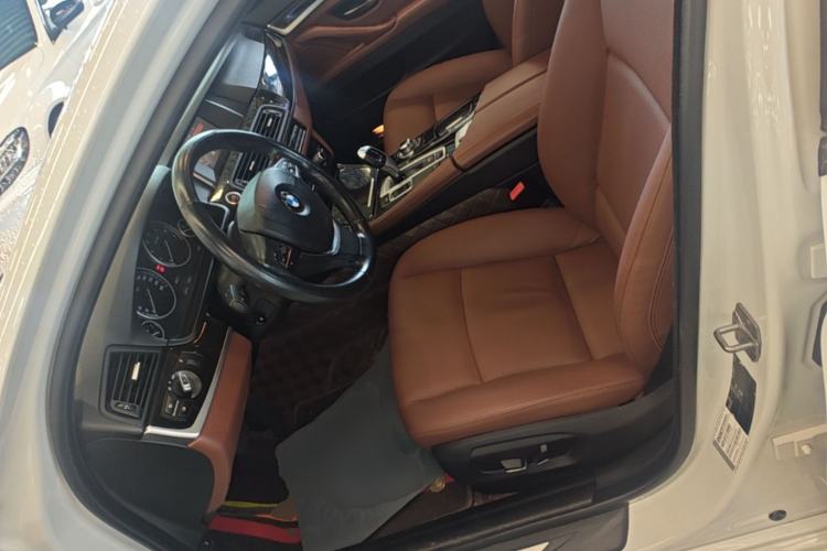 Used BMW 5 Series 2017 525Li Leading Model Left Front Seat