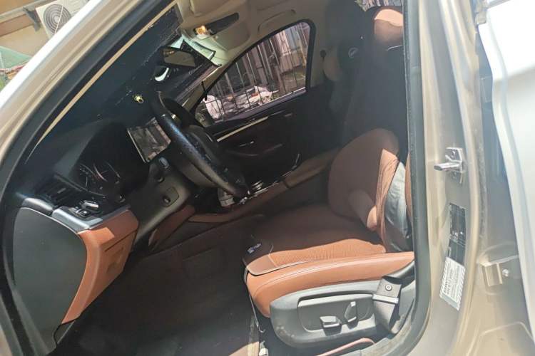 Used BMW 5 Series 2017 520Li Elegant Edition Left Front Seat