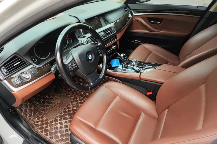 Used BMW 5 Series 2017 525Li Leading Model Left Front Seat
