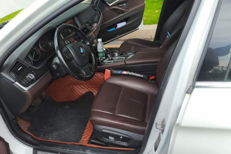 Used BMW 5 Series 2017 525Li Luxury Design Package Left Front Seat