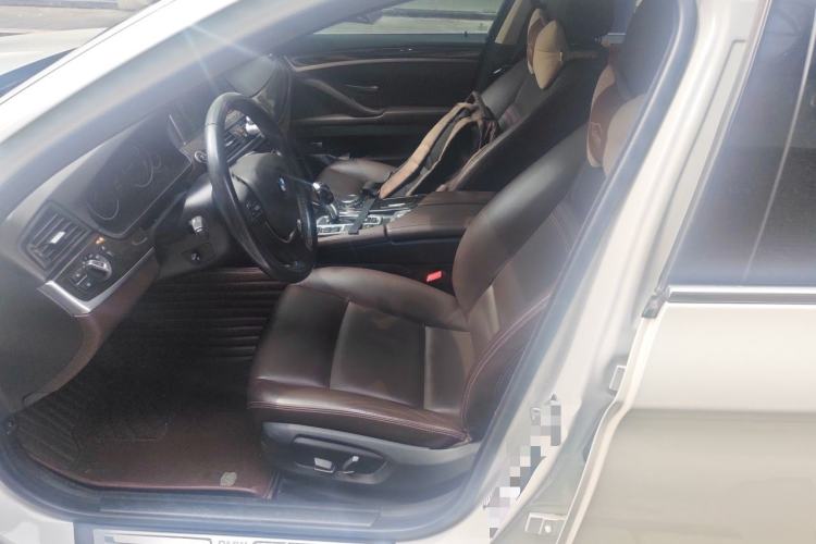 Used BMW 5 Series 2017 525Li Luxury Design Package Left Front Seat