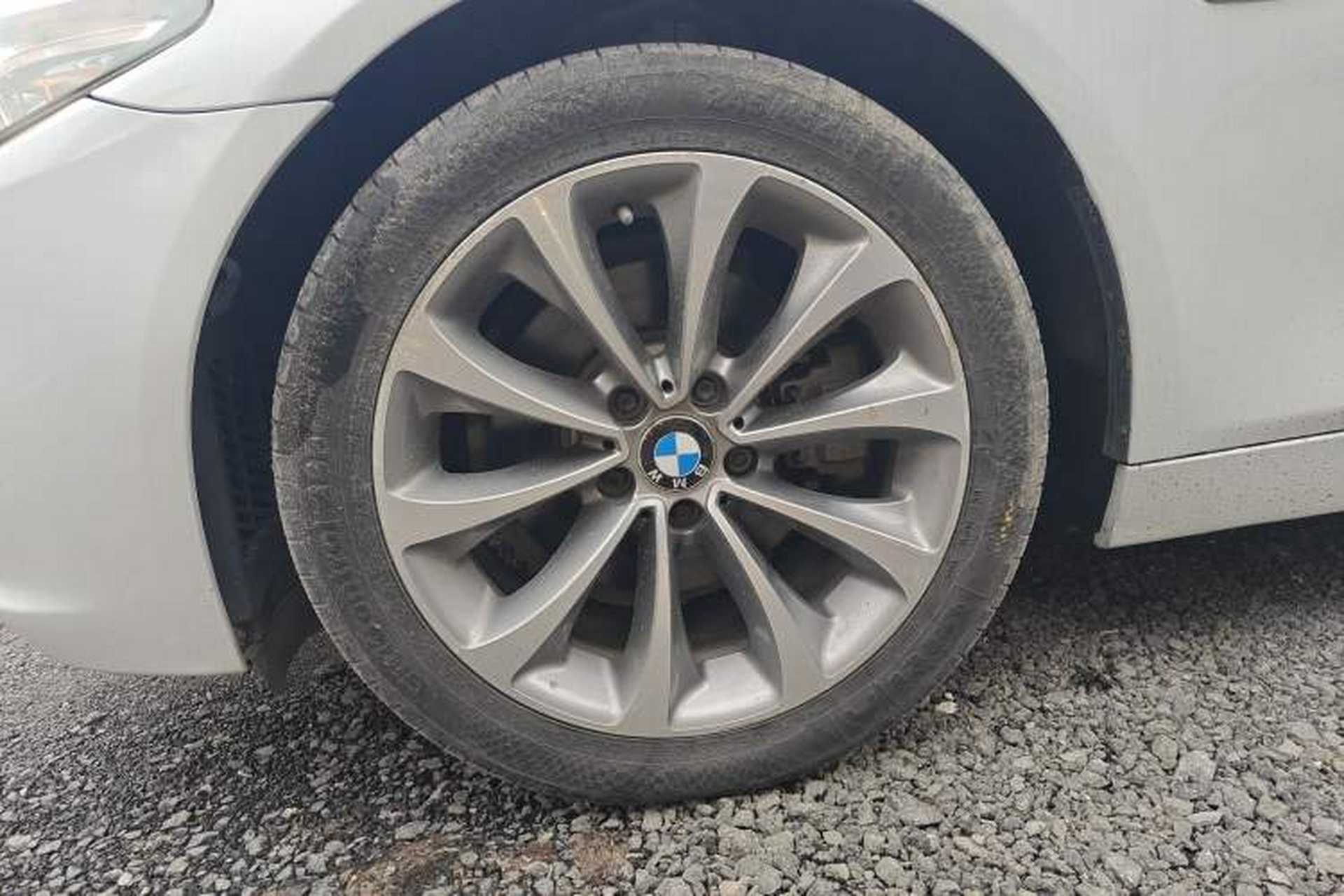 Used BMW 5 Series 2017 525Li Leading Model Left Front Wheel Hub