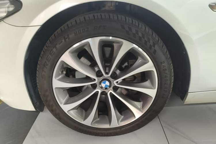 Used BMW 5 Series 2017 525Li Leading Model Left Front Wheel Hub