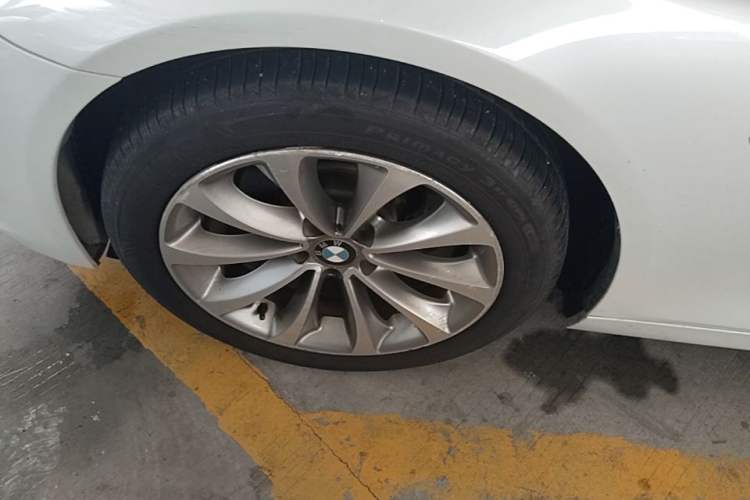 Used BMW 5 Series 2017 525Li Leading Model Left Front Wheel Hub