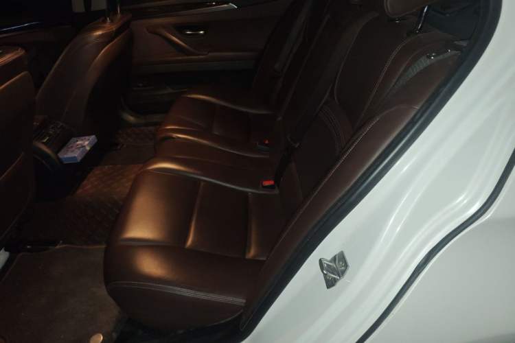 Used BMW 5 Series 2017 525Li Leading Model Left Rear Seat