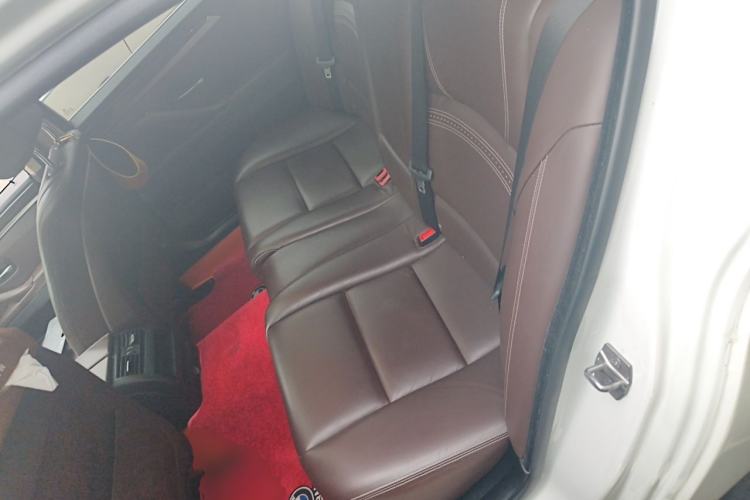 Used BMW 5 Series 2017 525Li Luxury Design Package Left Rear Seat