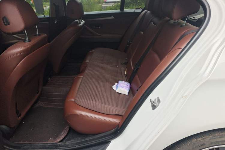 Used BMW 5 Series 2017 525Li Leading Model Left Rear Seat