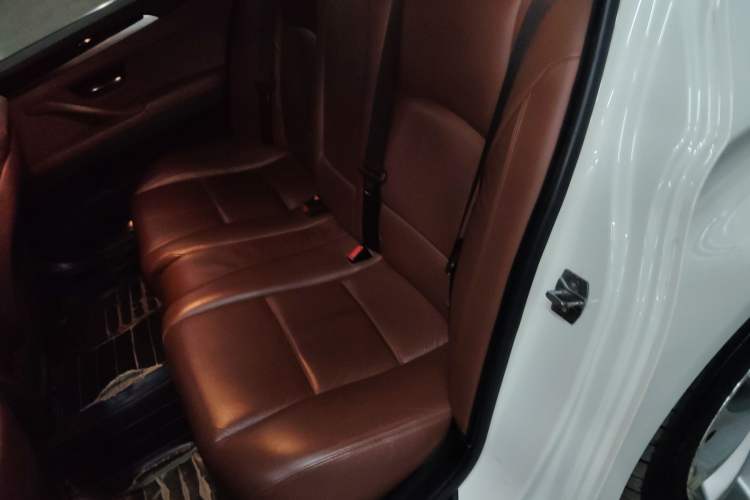 Used BMW 5 Series 2017 525Li Leading Model Left Rear Seat