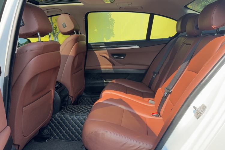 Used BMW 5 Series 2017 525Li Leading Model Left Rear Seat