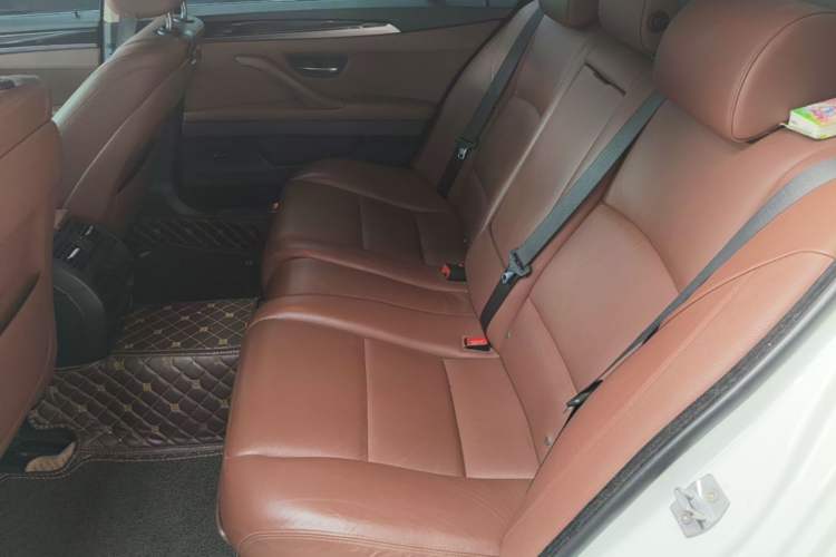 Used BMW 5 Series 2017 525Li Leading Model Left Rear Seat