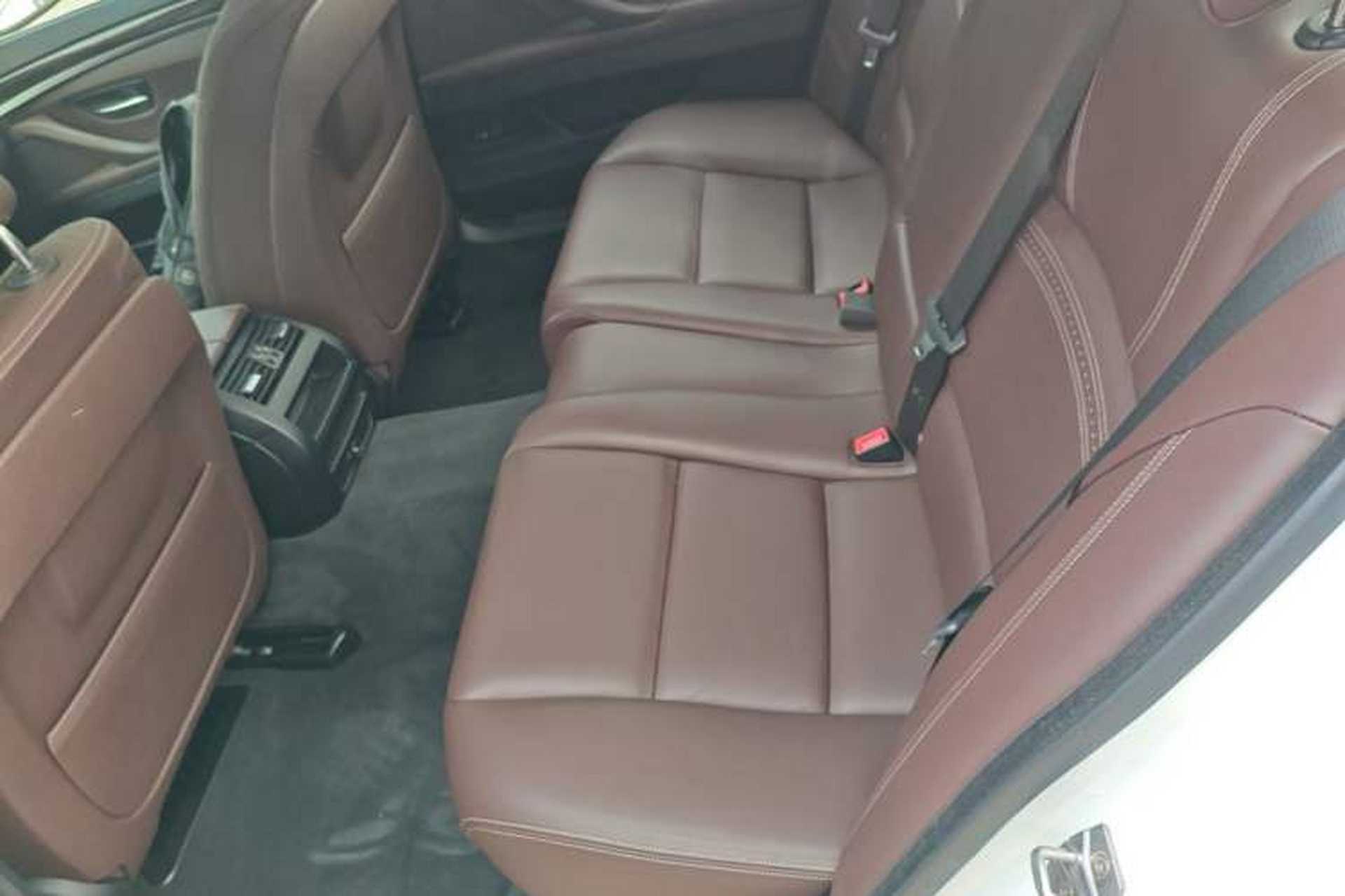 Used BMW 5 Series 2017 525Li Luxury Design Package Left Rear Seat