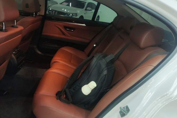 Used BMW 5 Series 2017 525Li Leading Model Left Rear Seat