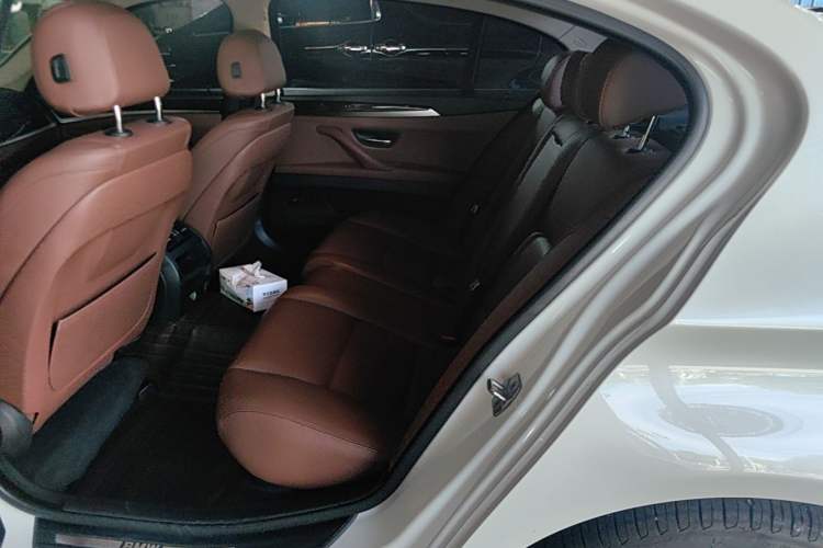 Used BMW 5 Series 2017 525Li Leading Model Left Rear Seat
