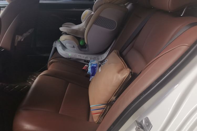Used BMW 5 Series 2017 525Li Leading Model Left Rear Seat