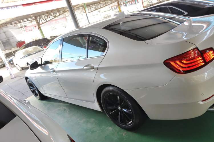 Used BMW 5 Series 2017 520Li Elegant Edition Left Side