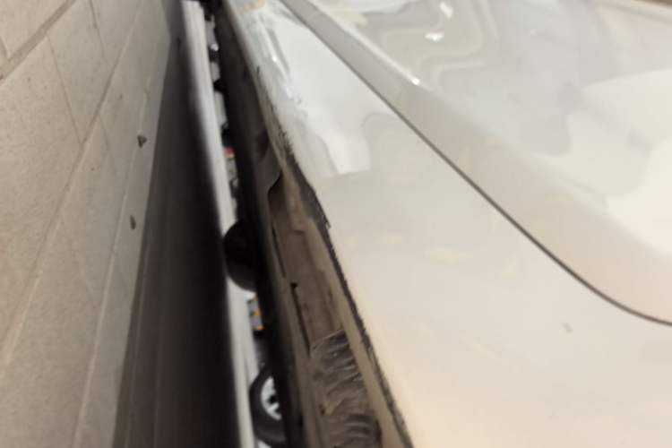 Used BMW 5 Series 2017 525Li Luxury Design Package Left Side Sill