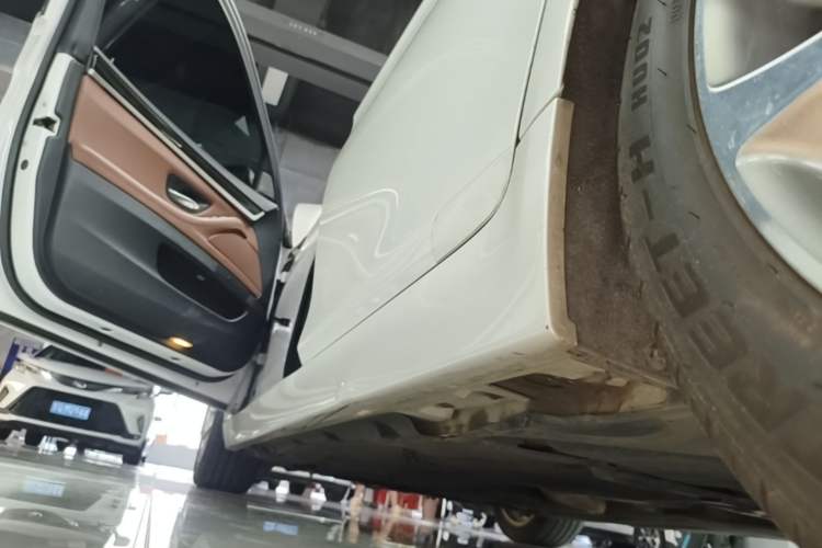 Used BMW 5 Series 2017 525Li Leading Model Left Side Sill