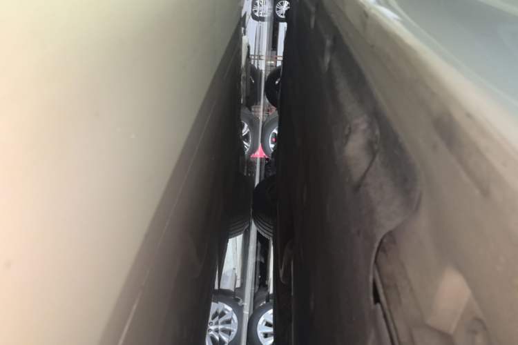 Used BMW 5 Series 2017 520Li Elegant Edition Left Side Sill