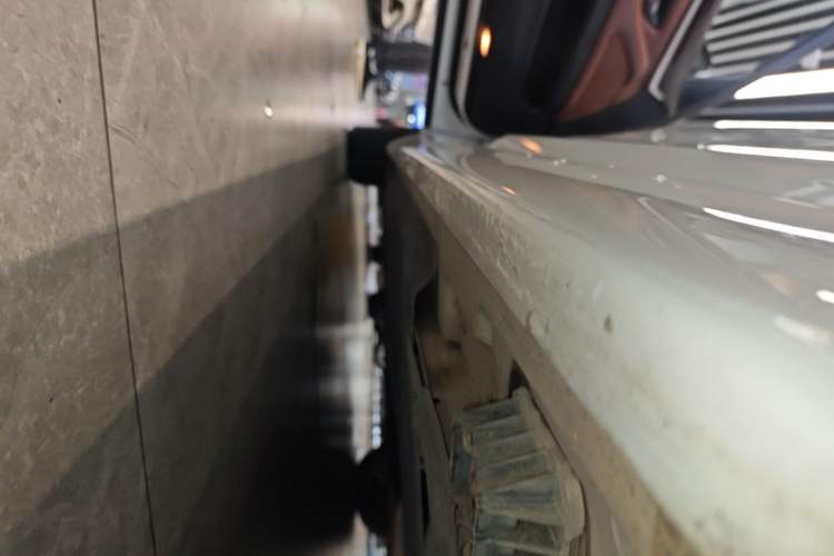 Used BMW 5 Series 2017 525Li Leading Model Left Side Sill