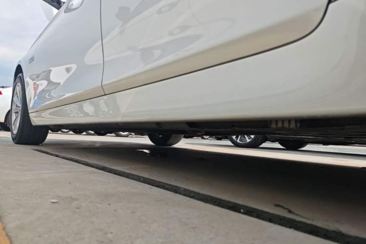 Used BMW 5 Series 2017 520Li Elegant Edition Left Side Sill