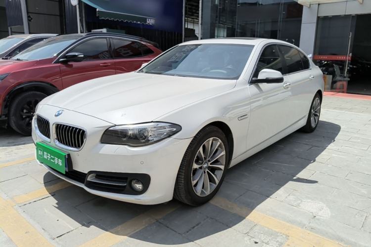 Używany BMW 5 Series 2017 525Li Leading Model Guazi used car, China used car export, Used car for sale, Used cars, Cheapest cars for sale