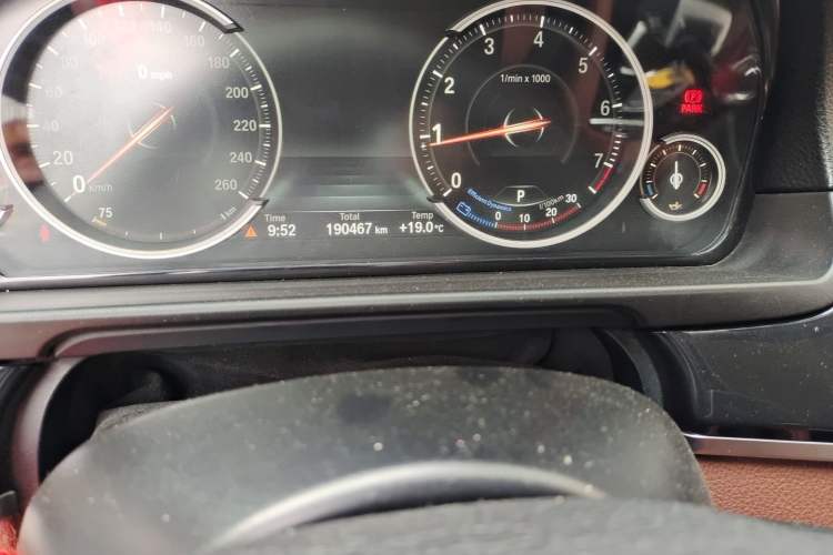 Used BMW 5 Series 2017 520Li Elegant Edition Odometer Close Up