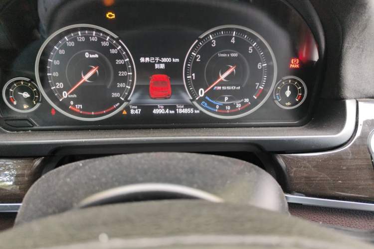 Used BMW 5 Series 2017 525Li Luxury Design Package Odometer Close Up