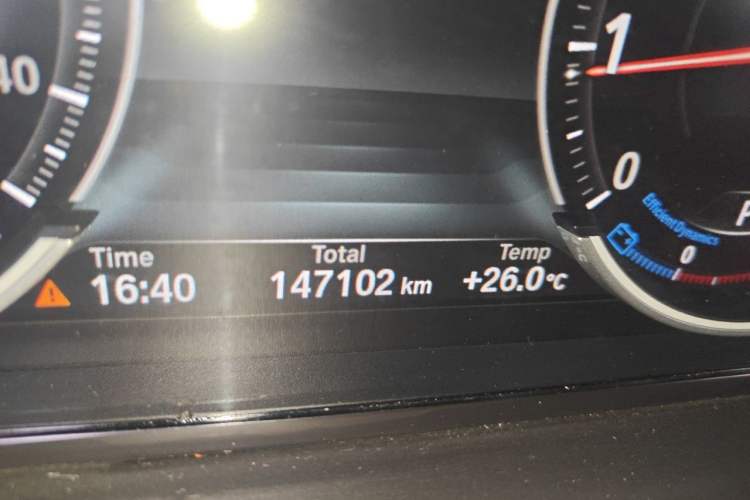Used BMW 5 Series 2017 525Li Luxury Design Package Odometer Close Up