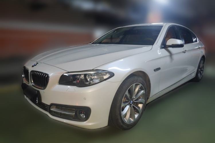Used BMW 5 Series 2017 525Li Leading Model Guazi used car, China used car export, Used car for sale, Used cars, Cheapest cars for sale