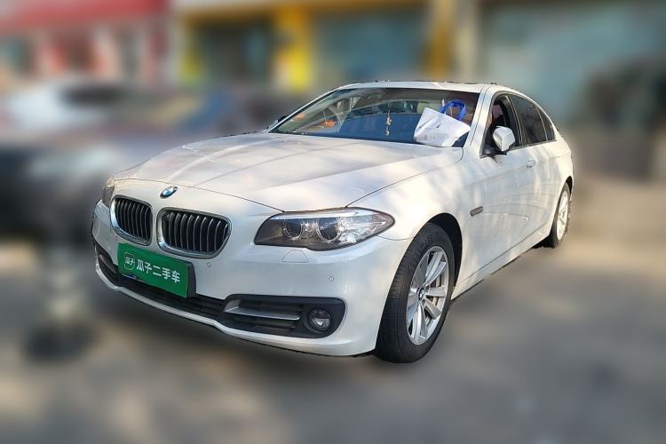 BMW 5 Series 2017 520Li Elegant Edition مستعملة Guazi used car, China used car export, Used car for sale, Used  cars, Cheapest cars for sale