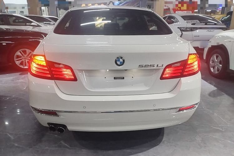 Used BMW 5 Series 2017 525Li Luxury Design Package Rear