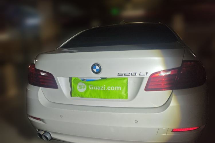 Used BMW 5 Series 2017 528Li Leading Model Rear