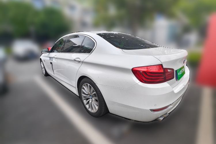 Used BMW 5 Series 2017 525Li Luxury Design Package Rear Left 45 Deg
