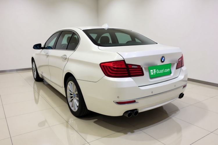 Used BMW 5 Series 2017 525Li Luxury Design Package Rear Left 45 Deg