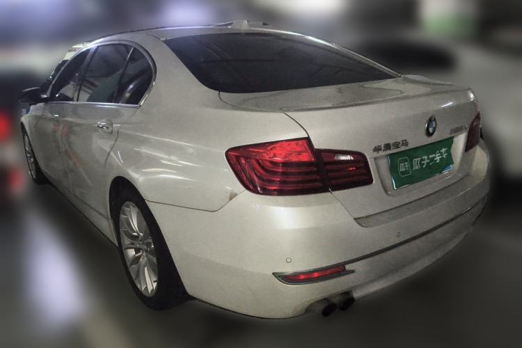Used BMW 5 Series 2017 525Li Luxury Design Package Rear Left 45 Deg
