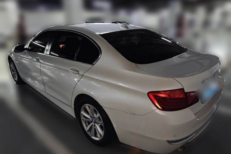 Used BMW 5 Series 2017 520Li Elegant Edition Rear Left 45 Deg